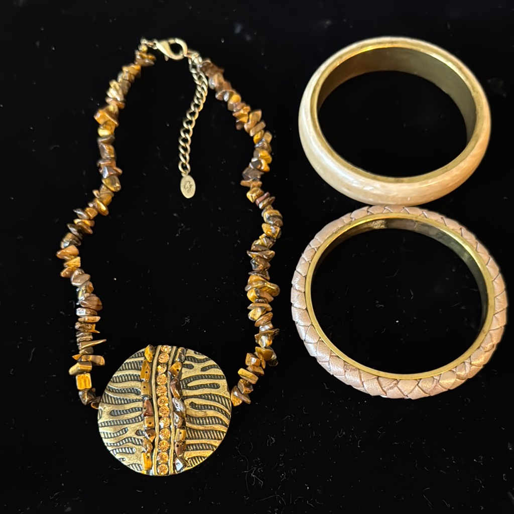 Cj Tiger Stripe Rhinestone Necklace With Tigereye Beads & Coordinating Bracelets